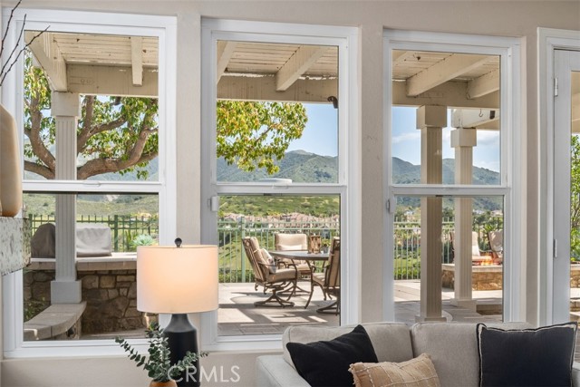 Detail Gallery Image 12 of 51 For 2 Muirfield, Rancho Santa Margarita,  CA 92679 - 4 Beds | 3 Baths