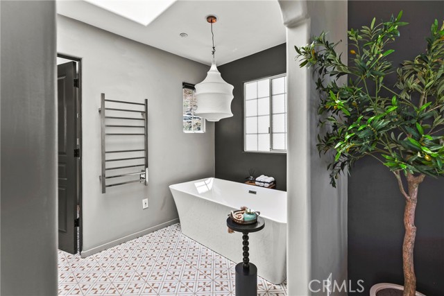 Detail Gallery Image 6 of 45 For 505 Bluerock Dr, San Luis Obispo,  CA 93401 - 3 Beds | 3 Baths