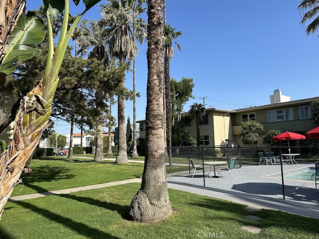 5317 Cahuenga Boulevard D, North Hollywood, CA 91601