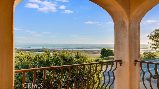 Image 40 of 74 For 5710 Moonstone Beach