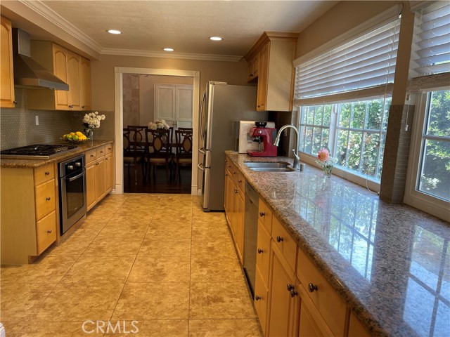 MLS# RS23012228