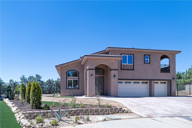 Detail Gallery Image 1 of 4 For 35750 Brookwood Ct. Ct, Yucaipa,  CA 92399 - 5 Beds | 4/1 Baths