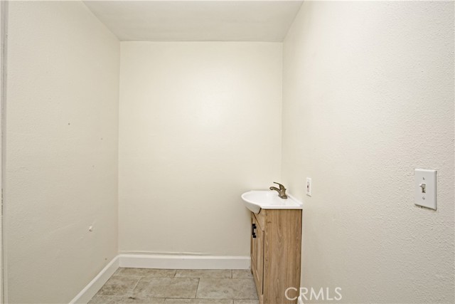 9265 Telegraph Road, Pico Rivera, California 90660, ,Commercial Lease,For Rent,9265 Telegraph Road,CRDW25017924