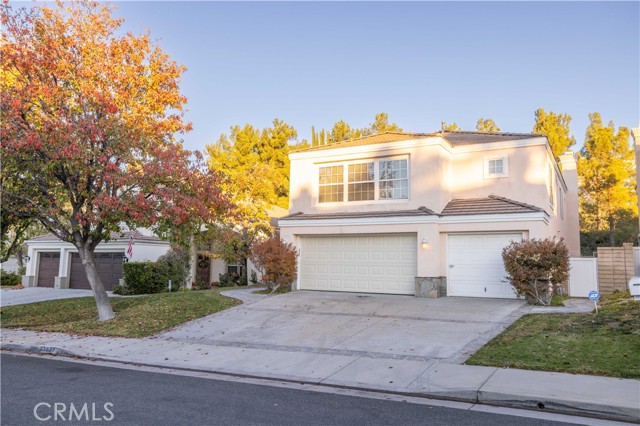 Detail Gallery Image 4 of 49 For 23031 Edenton Pl, Valencia,  CA 91354 - 4 Beds | 3 Baths