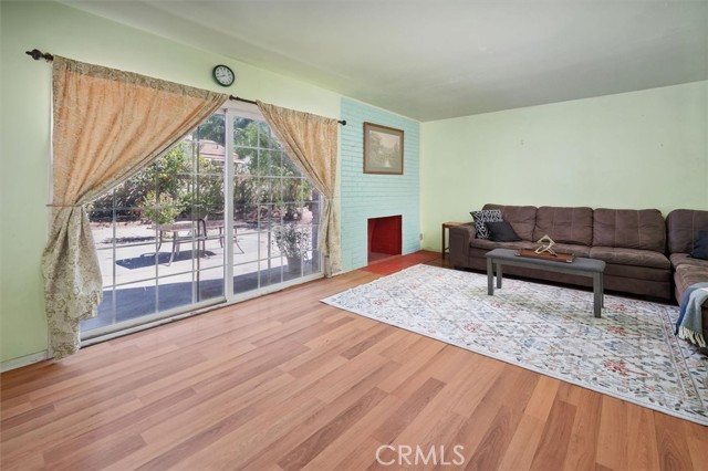 1311 Knox Street photo 8