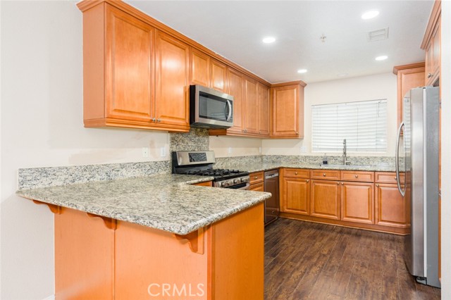 Detail Gallery Image 14 of 49 For 2832 Green River Rd #102,  Corona,  CA 92882 - 2 Beds | 2/1 Baths