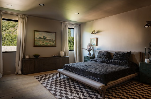 Detail Gallery Image 22 of 64 For 15719 Hartsook, Encino,  CA 91436 - 4 Beds | 4/1 Baths