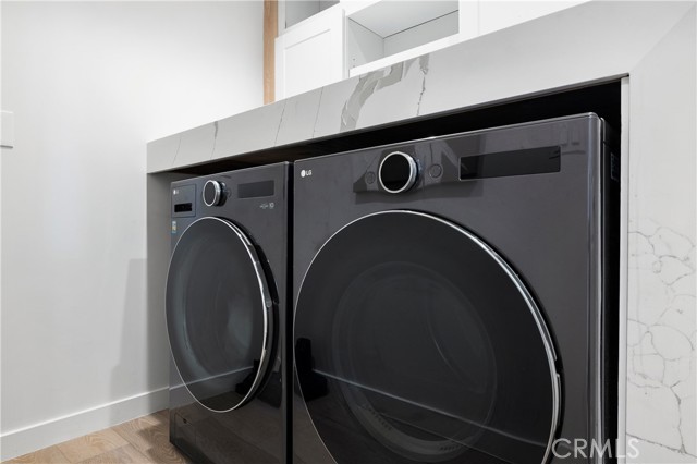 Detail Gallery Image 37 of 69 For 23202 Aetna St, Woodland Hills,  CA 91367 - 5 Beds | 4 Baths