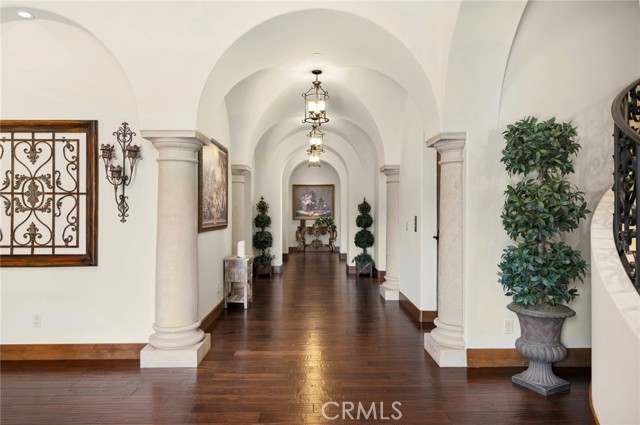 Detail Gallery Image 6 of 44 For 96 Canyon Creek, Irvine,  CA 92603 - 5 Beds | 6/2 Baths