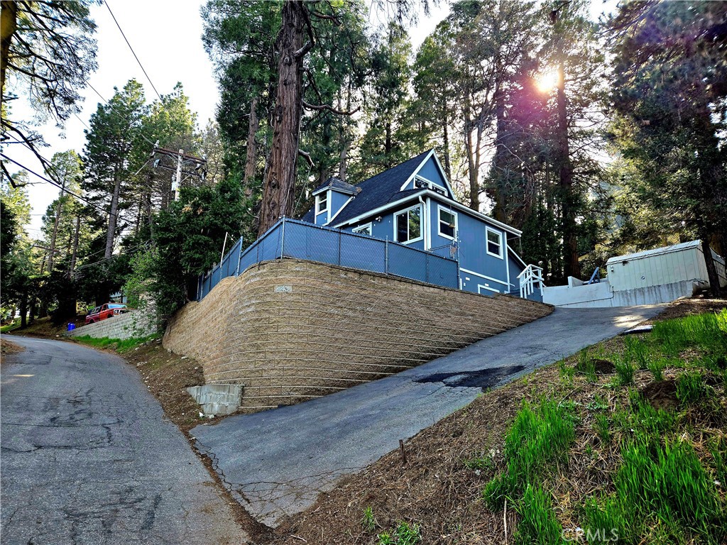 443 Hartman Circle