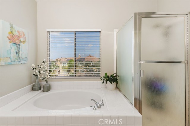 431 Redwing Drive, Corona CA: https://media.crmls.org/medias/ad90b3a6-fbca-4e37-8516-744173276e27.jpg