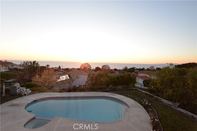 29109 Whites Point Drive, Rancho Palos Verdes, California 90274, 4 Bedrooms Bedrooms, ,3 BathroomsBathrooms,Residential,Sold,Whites Point Drive,PV17038382