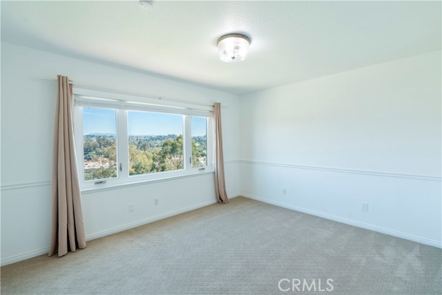 Detail Gallery Image 15 of 41 For 26102 Spur Branch Ln, Laguna Hills,  CA 92653 - 5 Beds | 4/1 Baths