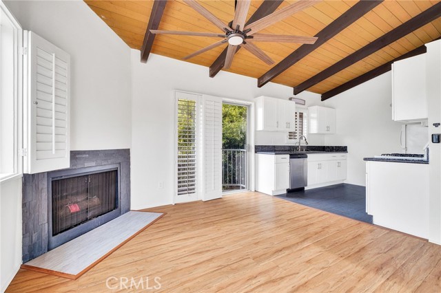 Detail Gallery Image 12 of 35 For 2215 Pullman Ln, Redondo Beach,  CA 90278 - 3 Beds | 2 Baths