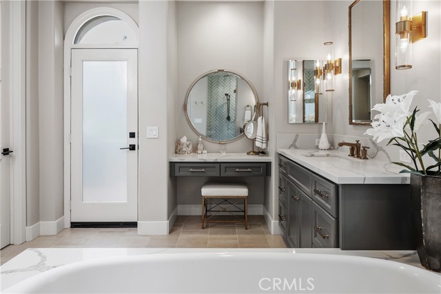 8126 Santaluz Village N, San Diego CA: https://media.crmls.org/medias/ad91c4b6-52a2-4833-abff-64b7b111aaa2.jpg