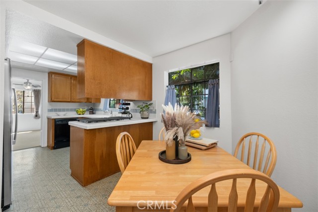Detail Gallery Image 26 of 35 For 4300 Duquesne Ave 3a,  Culver City,  CA 90232 - 2 Beds | 2/1 Baths