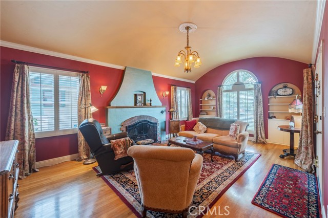 Detail Gallery Image 8 of 54 For 331 N Pine, Anaheim,  CA 92805 - 3 Beds | 1/1 Baths