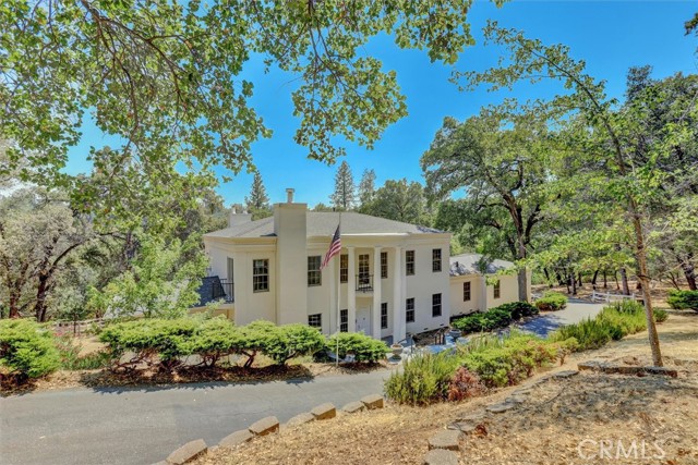 Detail Gallery Image 1 of 21 For 19555 Black Oak Ln, Grass Valley,  CA 95949 - 4 Beds | 4/2 Baths