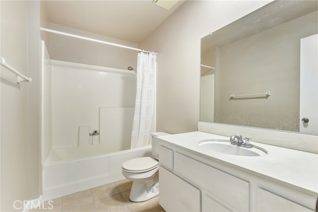 Detail Gallery Image 19 of 29 For 1549 Border Ave #G,  Corona,  CA 92882 - 1 Beds | 1 Baths