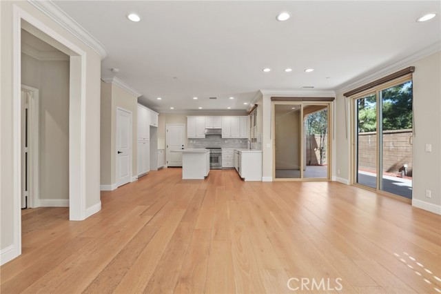 Detail Gallery Image 3 of 31 For 83 Henson, Irvine,  CA 92620 - 4 Beds | 3 Baths