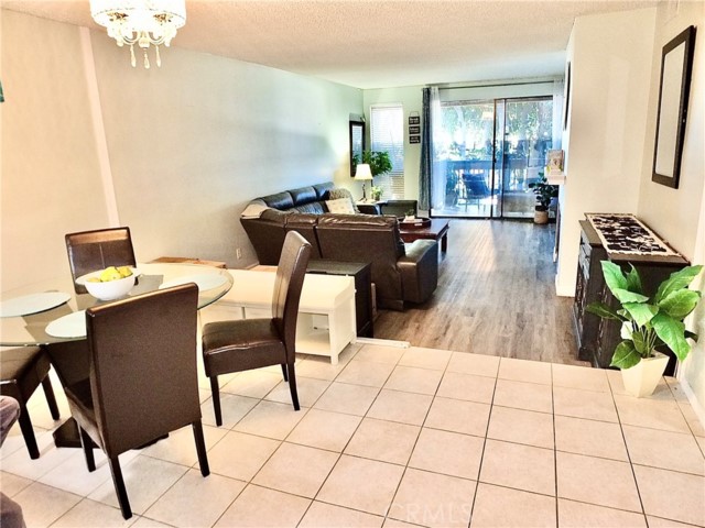 Detail Gallery Image 7 of 47 For 1655 Clark #124,  Long Beach,  CA 90815 - 2 Beds | 2 Baths