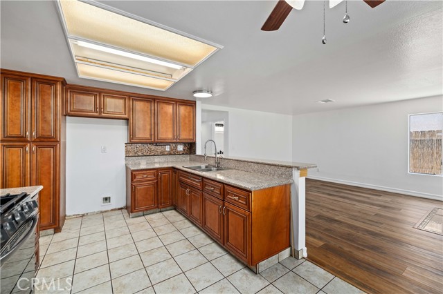 36849 Jenna Lane, Palmdale CA: https://media.crmls.org/medias/ad952edf-5428-4b3a-99fd-21534ea280ac.jpg