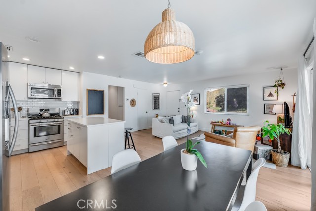 Front Image Thumbnail for CRSR26057120