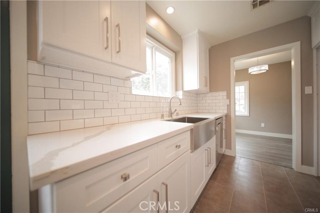 Detail Gallery Image 7 of 19 For 6007 Coldbrook, Lakewood,  CA 90713 - 3 Beds | 2 Baths