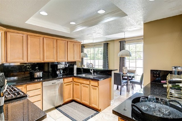 Detail Gallery Image 10 of 26 For 2439 Paseo Circulo, Tustin,  CA 92782 - 3 Beds | 2/1 Baths