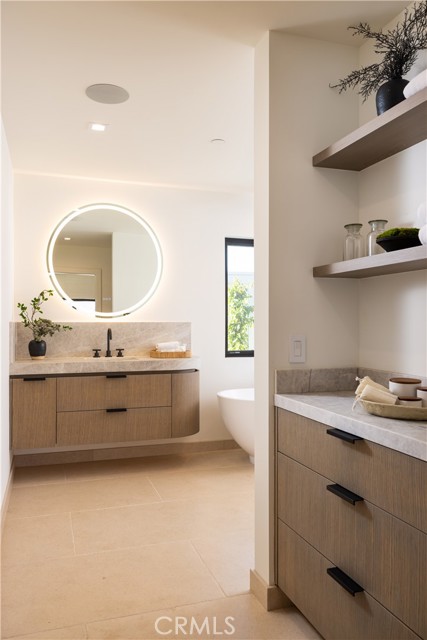 Detail Gallery Image 34 of 50 For 1524 Dolphin Ter, Corona Del Mar,  CA 92625 - 3 Beds | 3/1 Baths