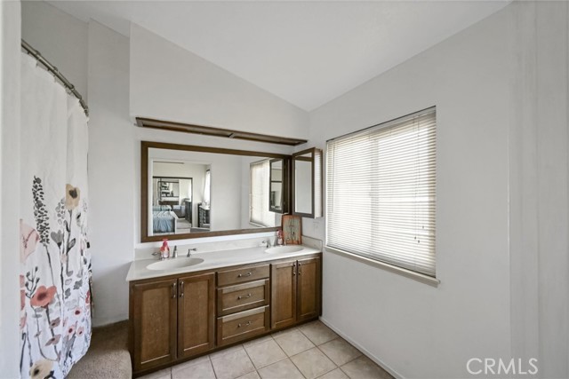 Detail Gallery Image 13 of 31 For 25653 Palm Shadows Dr, Moreno Valley,  CA 92557 - 3 Beds | 2 Baths