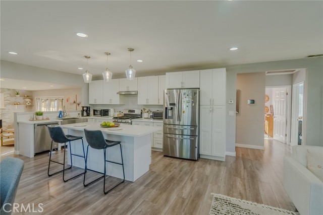 Detail Gallery Image 6 of 21 For 7080 Schroll St, Lakewood,  CA 90713 - 3 Beds | 2 Baths