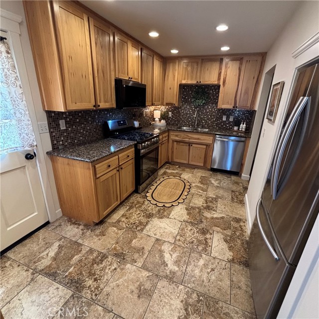 Detail Gallery Image 13 of 24 For 5012 Brockton, Riverside,  CA 92506 - 2 Beds | 1 Baths