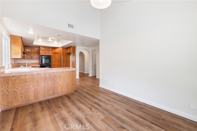 614 S Pathfinder Trail, Anaheim Hills CA: https://media.crmls.org/medias/ad98e7c9-6ab7-433b-add4-619a1c0709b4.jpg