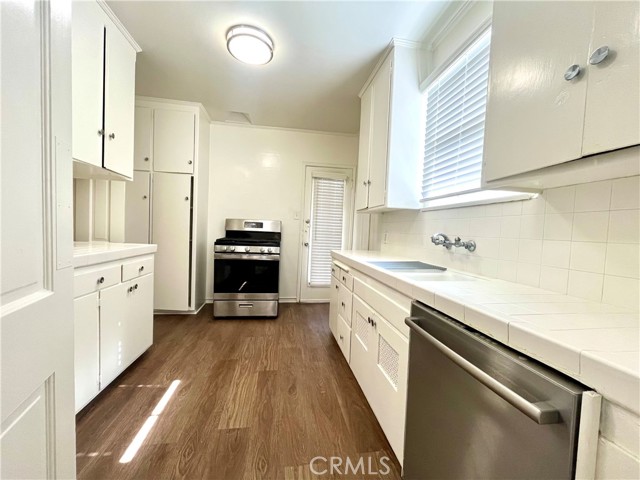 271 S Spalding Drive, Beverly Hills CA: https://media.crmls.org/medias/ad99abd0-163d-41d1-be97-e5d9203ba0cb.jpg