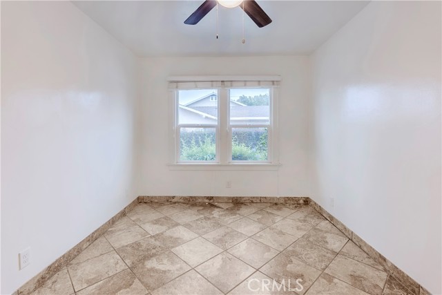 Detail Gallery Image 16 of 22 For 1025 W 12th, San Pedro,  CA 90731 - – Beds | – Baths