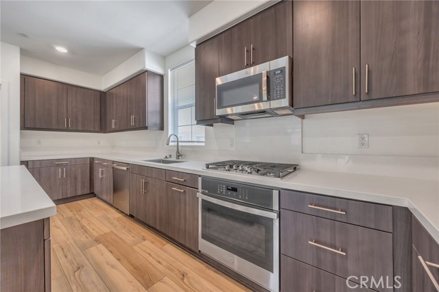8227 Traveller Street, Chino CA: https://media.crmls.org/medias/ad9a8d50-2b04-4cf1-808a-b59f845a3763.jpg