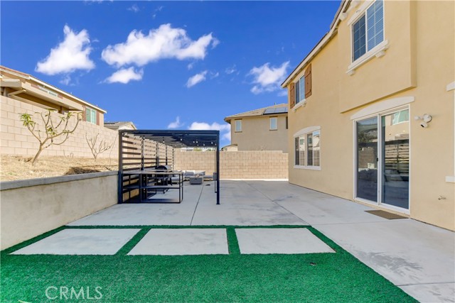 Detail Gallery Image 41 of 64 For 16276 Valley Oak Ln, Fontana,  CA 92336 - 3 Beds | 2/1 Baths