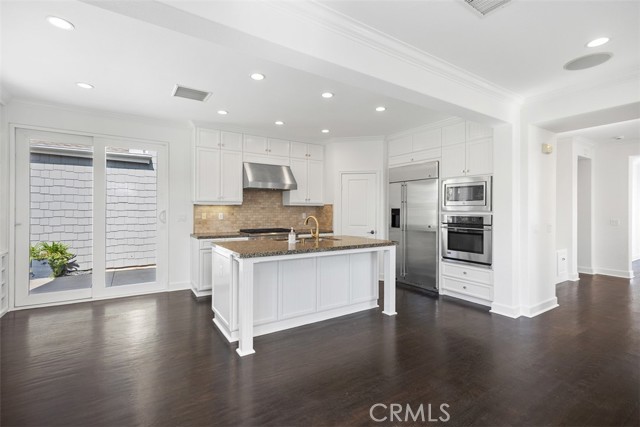 Detail Gallery Image 13 of 37 For 2301 Half Moon, Costa Mesa,  CA 92627 - 4 Beds | 3/1 Baths