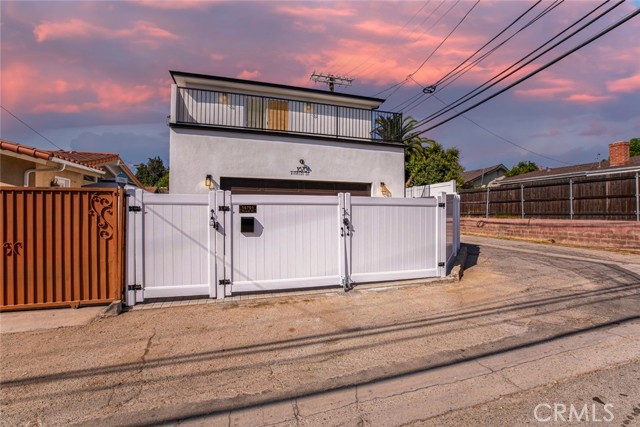 Detail Gallery Image 1 of 63 For 16701 Rinaldi St, Granada Hills,  CA 91344 - 3 Beds | 2/1 Baths