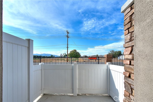 Detail Gallery Image 10 of 48 For 41985 Emelia St #303,  Murrieta,  CA 92562 - 2 Beds | 2/1 Baths