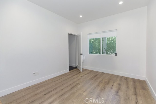 25101 Vermont Drive, Newhall CA: https://media.crmls.org/medias/ad9f9ae6-1dca-4cc6-a133-6cd8b7e29027.jpg
