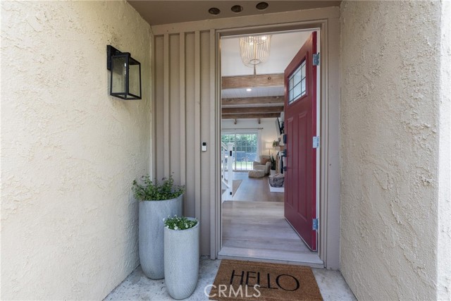 1534 Holly Court photo 2