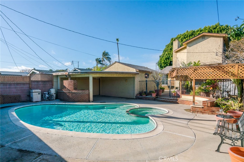 1116 W Papeete Street, Wilmington, CA 90744