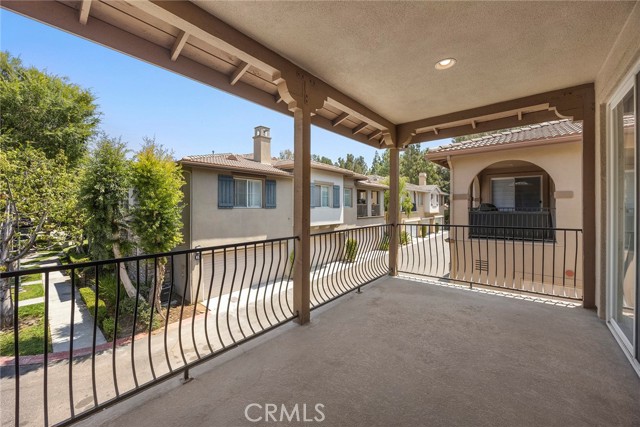 72 Salton, Irvine CA: https://media.crmls.org/medias/ada037ce-0a5a-4996-ba76-1481d5b03721.jpg
