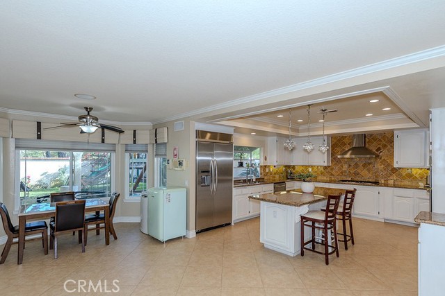 Detail Gallery Image 19 of 40 For 20475 via Infanta, Yorba Linda,  CA 92887 - 4 Beds | 3 Baths