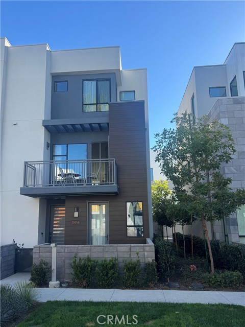 Front Image Thumbnail for CROC26016547