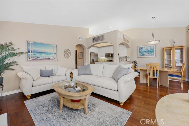 Front Image Thumbnail for CRPW26149075