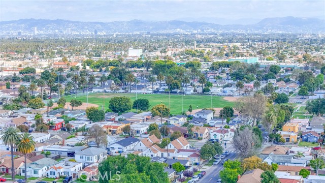 Detail Gallery Image 40 of 40 For 1548 W 66th St, Los Angeles,  CA 90047 - 2 Beds | 2 Baths