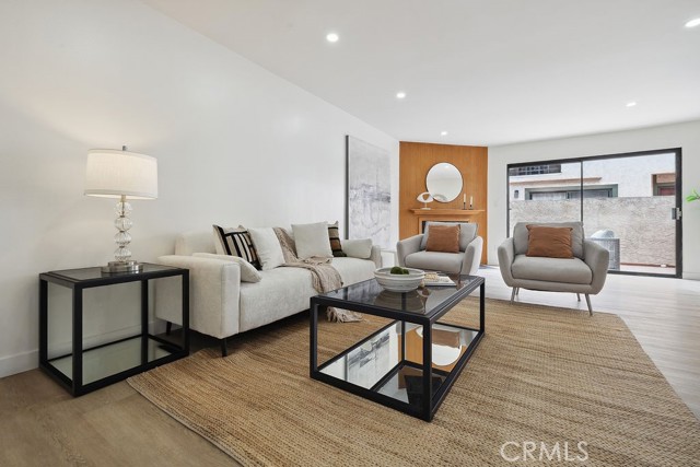 6101 Fulton Avenue, Van Nuys CA: https://media.crmls.org/medias/ada1a8ee-5e61-4ebd-a6d1-e3004d436ca9.jpg